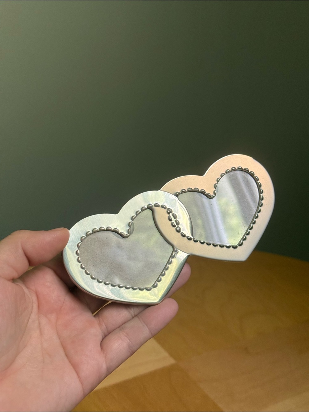 Vintage Silver Chrome Metal Two Heart Picture Frame Fridge Magnet